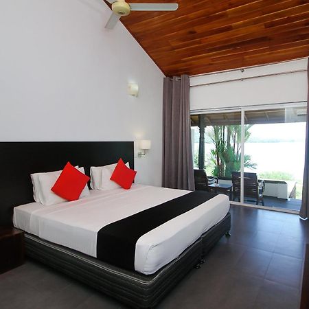 Kalla Bongo Lake Resort Hikkaduwa Oda fotoğraf