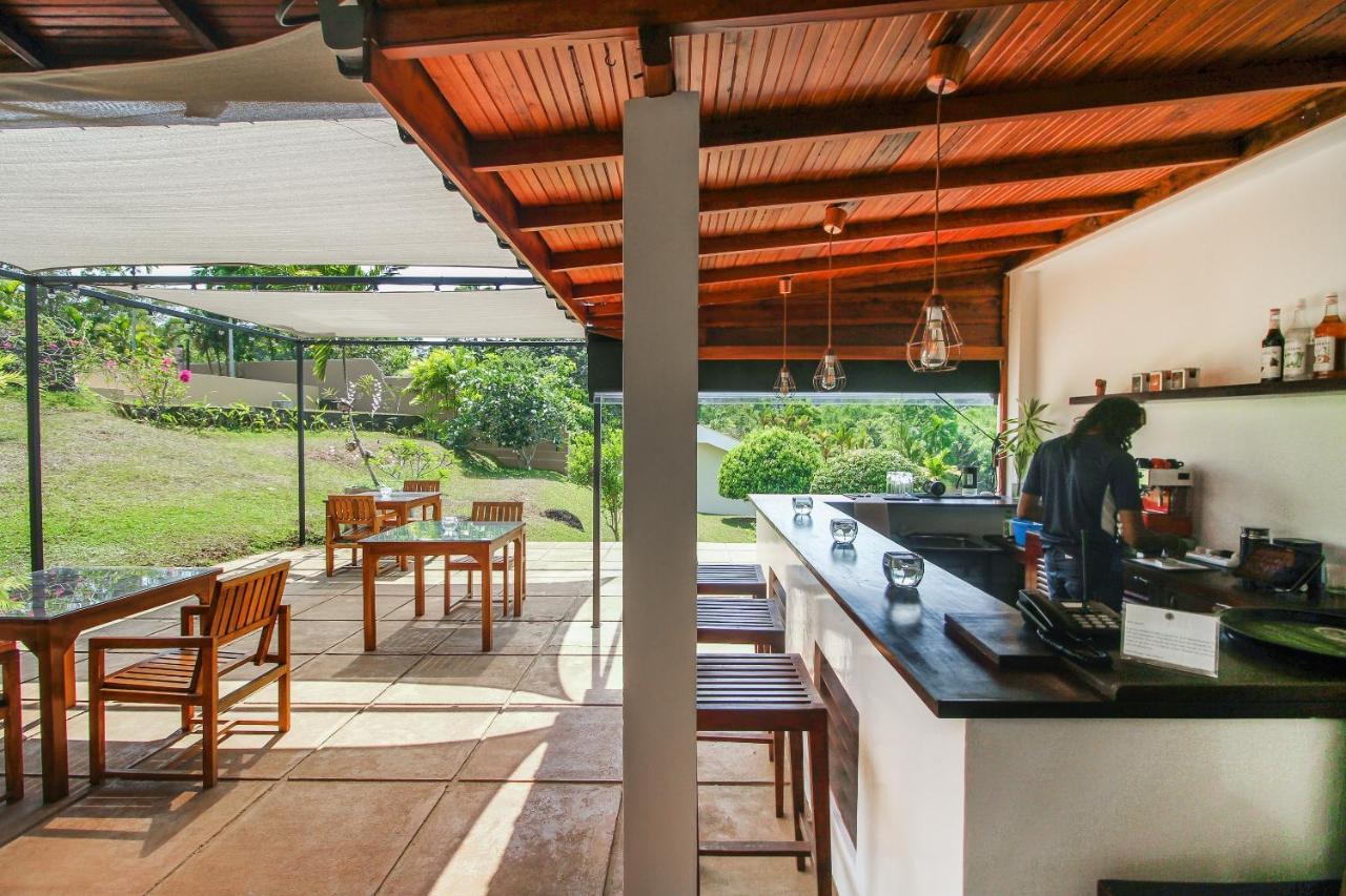Kalla Bongo Lake Resort Hikkaduwa Dış mekan fotoğraf